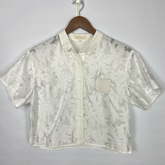 Evidence | White Sheer Floral Button Semi Cropped Camp Shirt Blouse - Picture 5 of 10